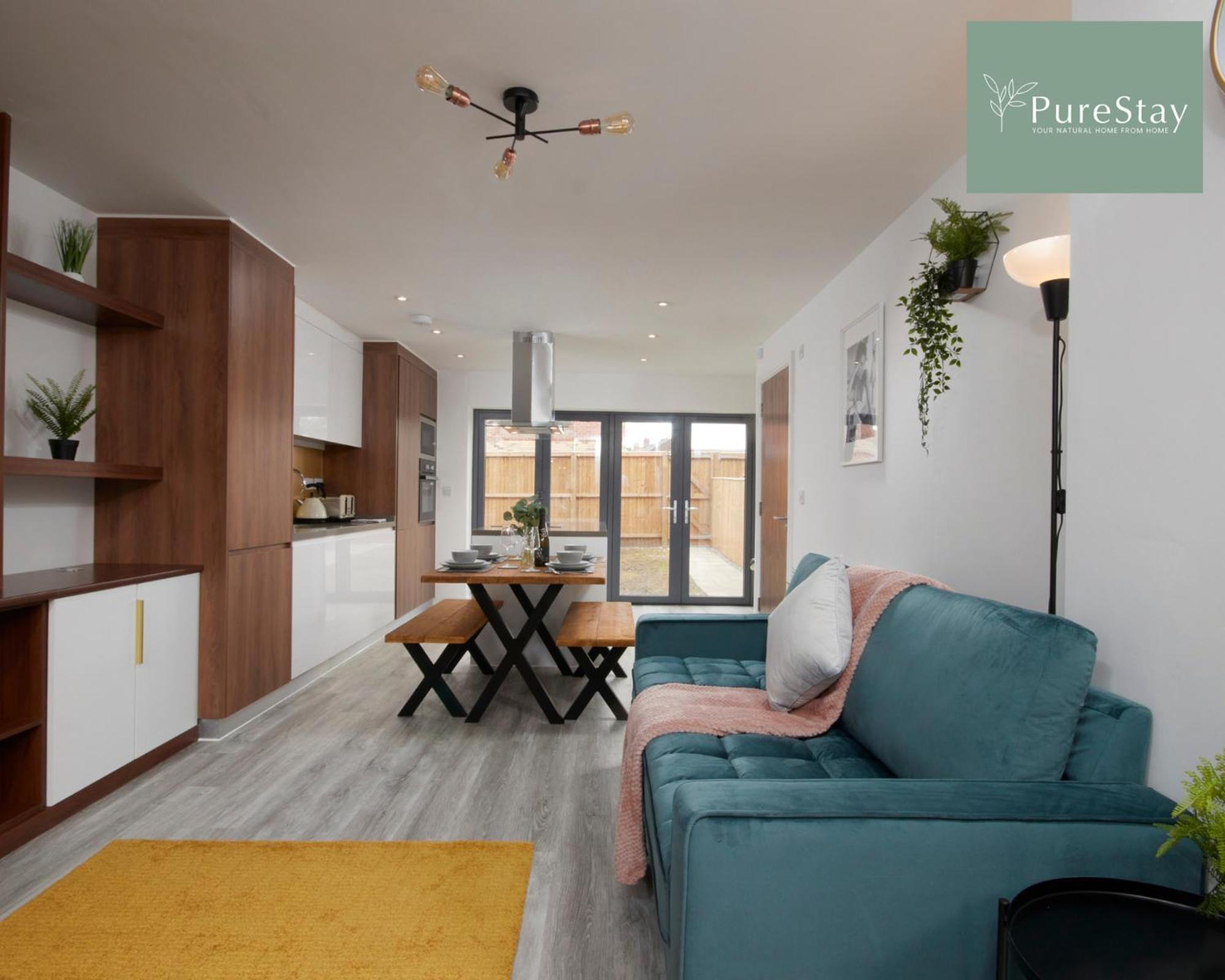 Stunning 5 Bed Manchester House With Parking By Purestay Short Lets & Serviced Accommodation Экстерьер фото