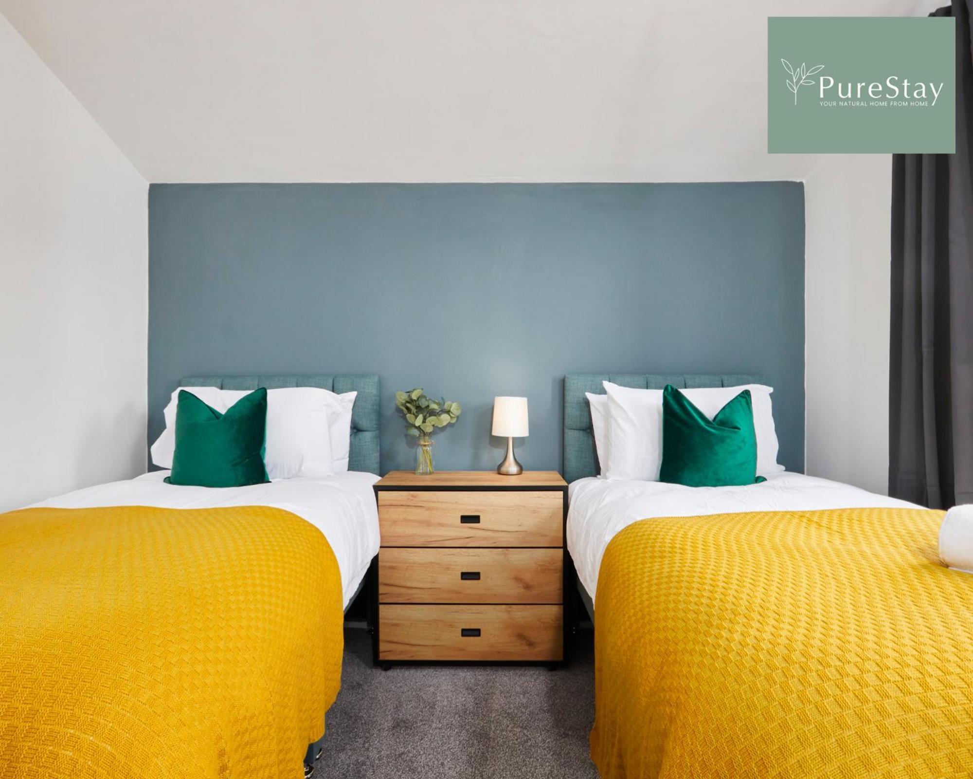Stunning 5 Bed Manchester House With Parking By Purestay Short Lets & Serviced Accommodation Экстерьер фото