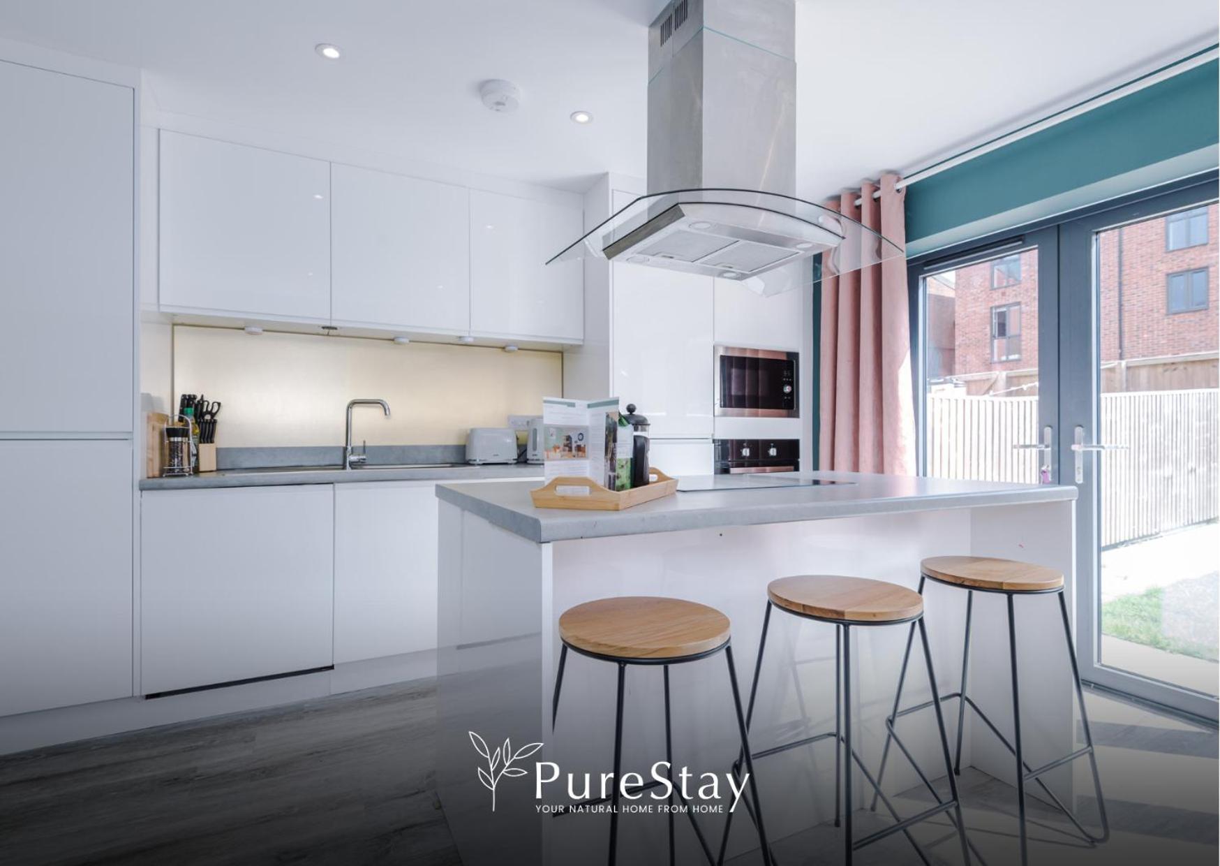 Stunning 5 Bed Manchester House With Parking By Purestay Short Lets & Serviced Accommodation Экстерьер фото